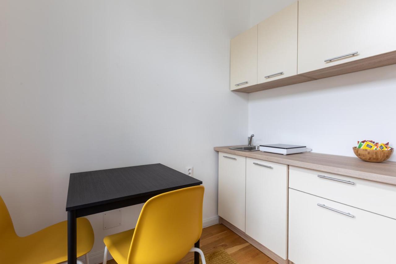 Jt'S Apartments Spanelska Str. Praga Esterno foto